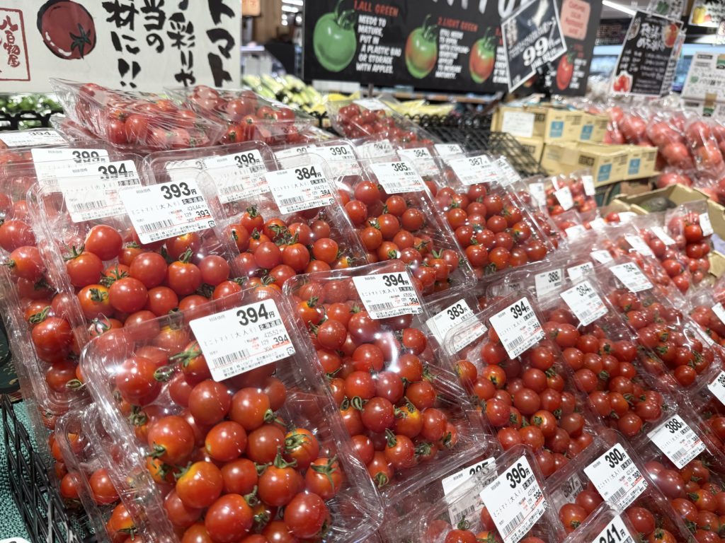 たっぷりトマト。値段は394円