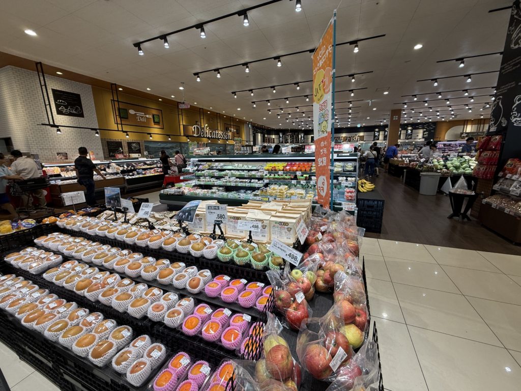 アルビス中村二瀬店の内観