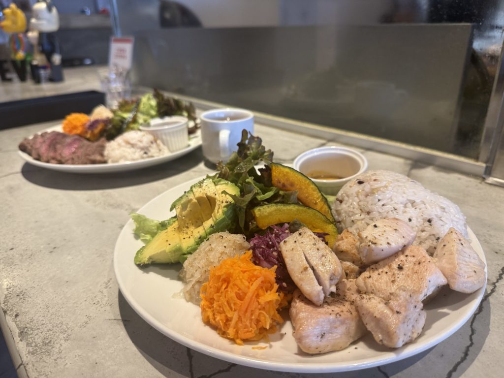 EAT Healthy Food Cafeの国産鶏ムネ肉プレート200g
